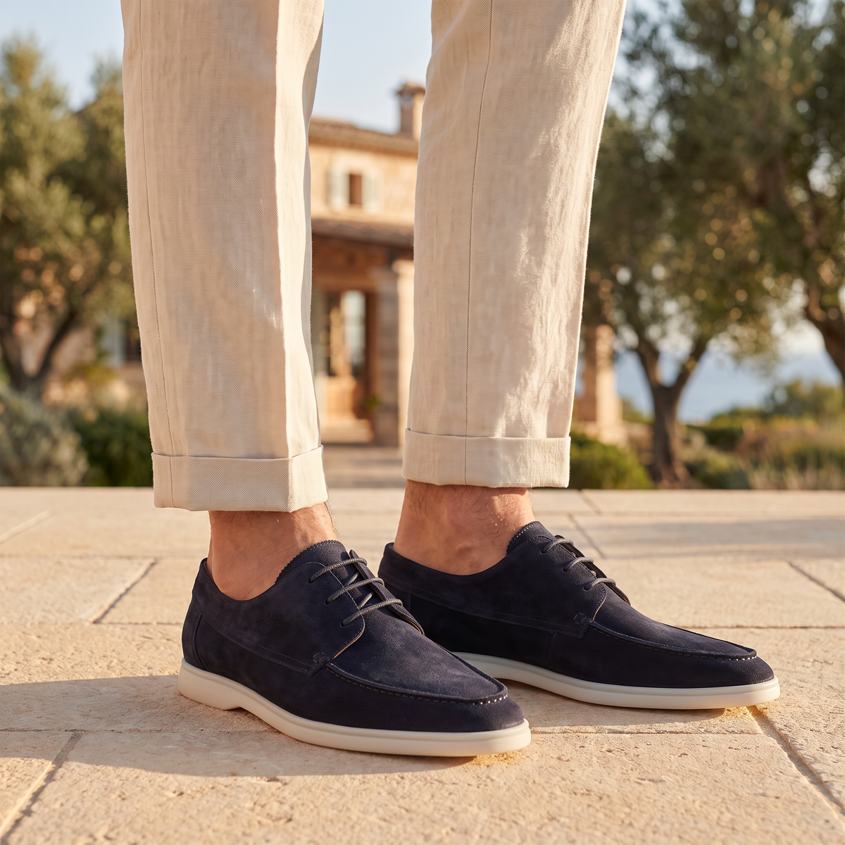 Men's Classic Suede Lace-Up Loafers